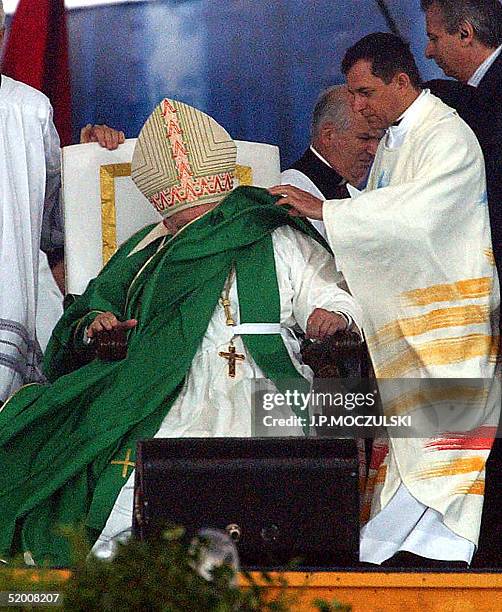 Papal Robe From A Far Country: Pope John Paul Ii Photos and Premium High Res ...