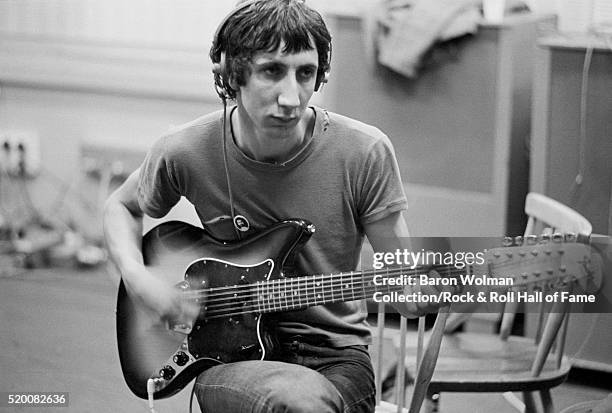 Guitarist and songwriter Pete Townshend of British rock group the Who recrods at IBC Studios, London, October 1968.