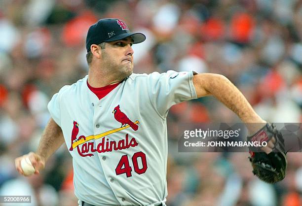 Starting pitcher Andy Benes of the St. Louis Cardinals pitches to the San Francisco Giants in the first inning, 13 October 2002, in game 4 of the...