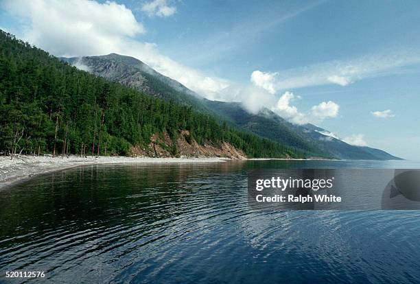 coastline of lake baikal - baikal stock-fotos und bilder