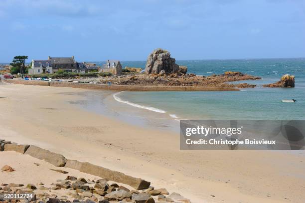 france, brittany, cotes d'armor, plougrescant, pors hir beach - cotes d'armor stock pictures, royalty-free photos & images