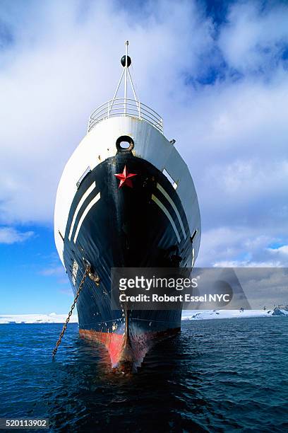 russian cruise ship at antarctic peninsula - vintage cruise ship stock pictures, royalty-free photos & images