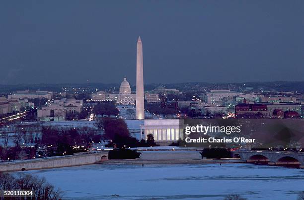 view down the mall, washington, dc - washington dc winter stock pictures, royalty-free photos & images