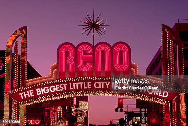 Display Reno Signs 746 Reno Lights Stock Photos, High-Res Pictures, and Images - Getty Images