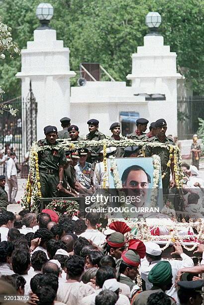 Photo dated 24 May 1991 of funeral procession for assassinated former Indian Prime Minister Rajiv Gandhi departing from Teen Murti Bhavan in the...