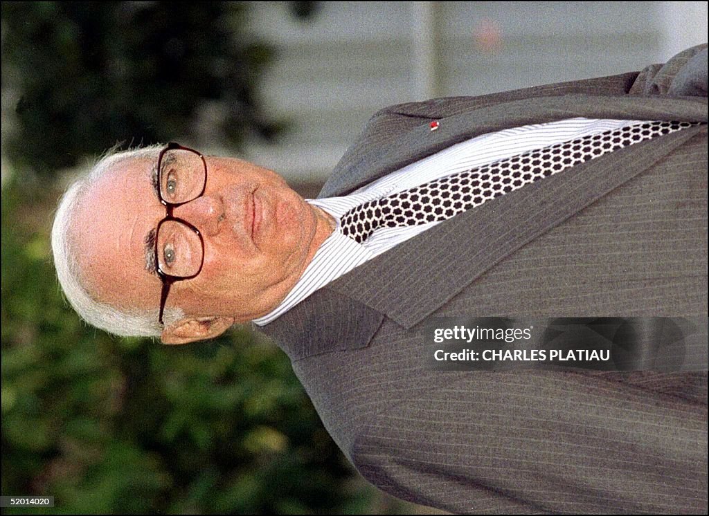 Felix Rothyn New U.S. Ambassador to France Felix Rohatyn leaves the Elysee Palace ...