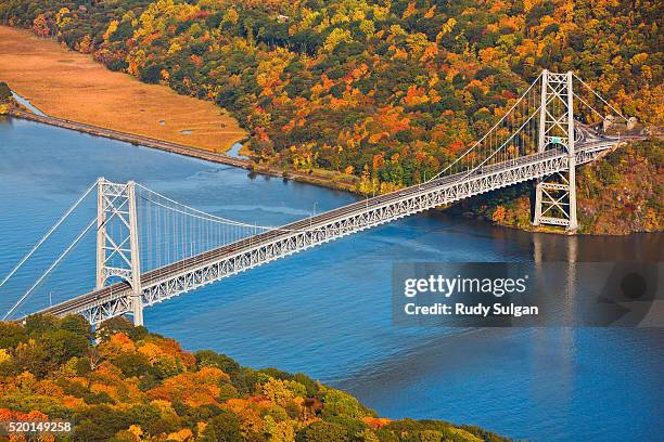 bear mountain bridge - bear mountain bridge stock pictures, royalty-free photos & images