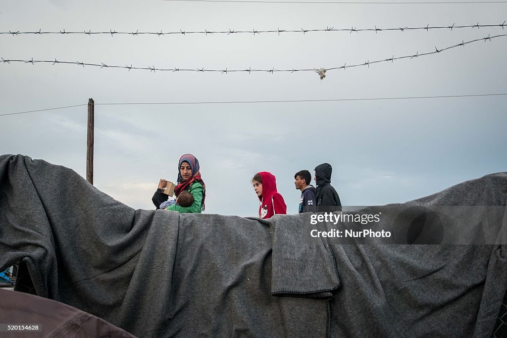 Refugees camp in Idomeni
