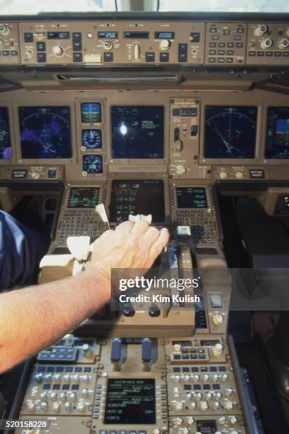 Control 777 9,655 Boeing 777 Stock Photos, High-Res Pictures, and Images - Getty Images