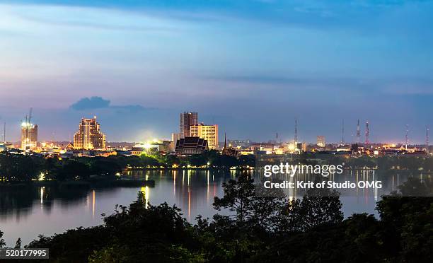 khon kaen city to the sky after the sunset - khon kaen stock-fotos und bilder