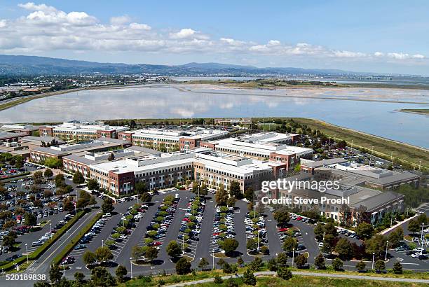 facebook headquarters - facebook headquarters stock pictures, royalty-free photos & images