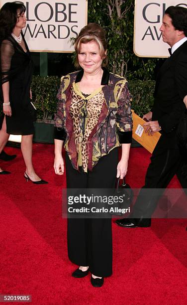 Actress Imelda Staunton arrives to the 62nd Annual Golden Globe Awards at the Beverly Hilton Hotel January 16, 2005 in Beverly Hills, California.