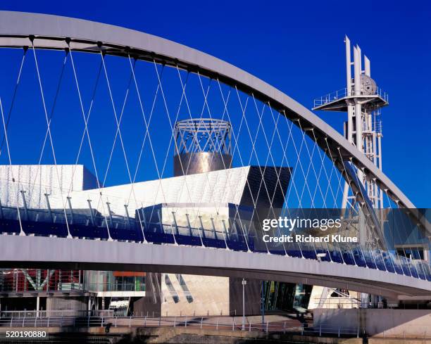 lowry perfoming arts center and footbridge - lowry stock pictures, royalty-free photos & images