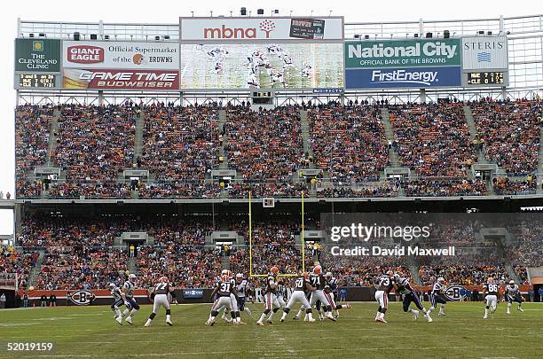 General view of the game between the New England Patriots and the Cleveland Browns at Cleveland Browns Stadium on December 5, 2004 in Cleveland,...