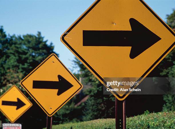 21,578 Road Signs Arrow Stock Photos, High-Res Pictures, and Images ...