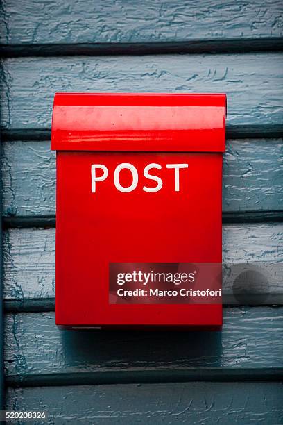 mailbox in strandsiden district of bergen - mailbox foto e immagini stock