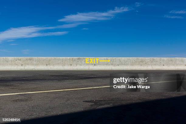 exit, highway rest stop, usa - highway exit sign stock pictures, royalty-free photos & images