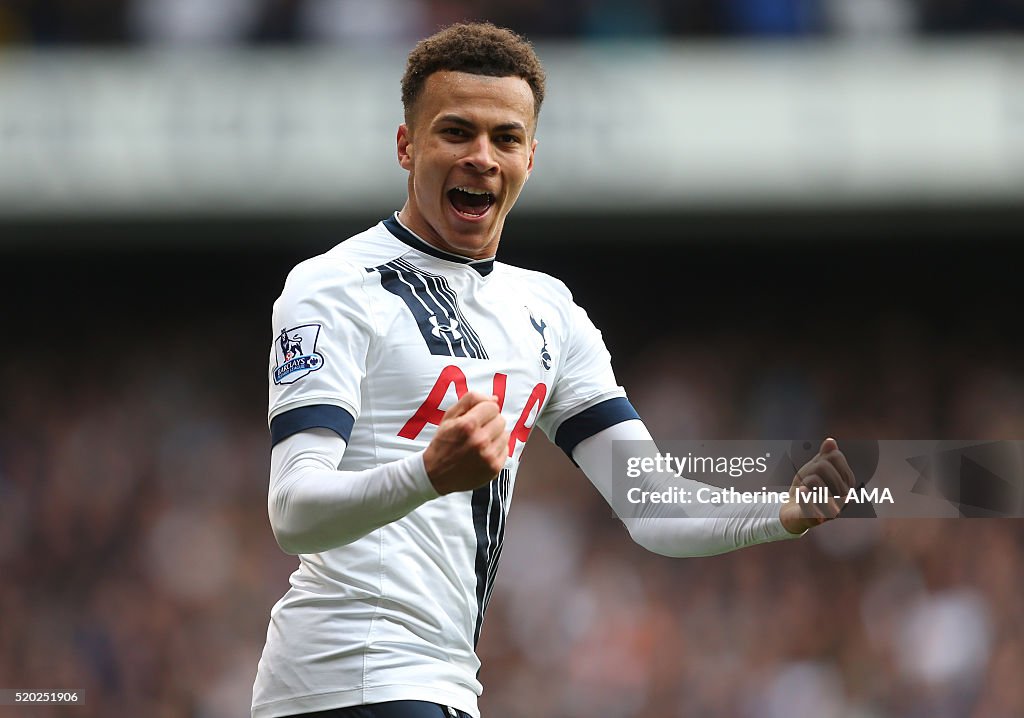 Tottenham Hotspur v Manchester United - Premier League