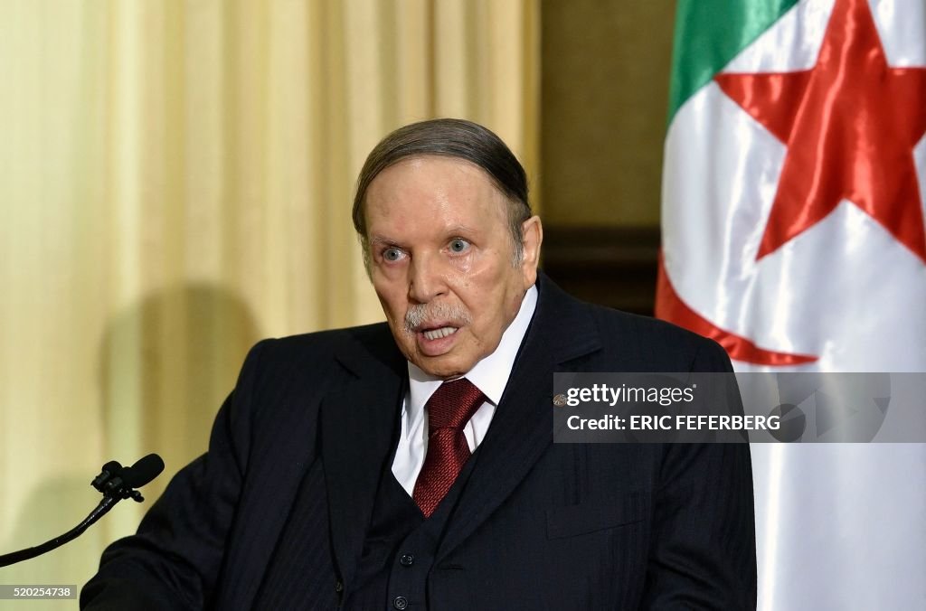 ALGERIA-FRANCE-DIPLOMACY-VALLS-BOUTEFLIKA