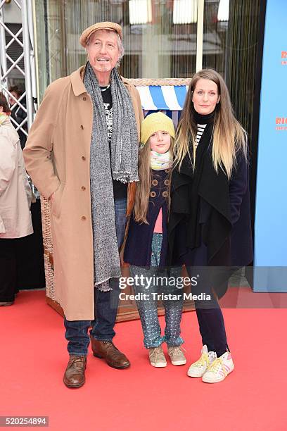 Reiner Schoene and his wife Anja Schoene with daughter Charlotte-Sophie Schoene attend the 'Rico, Oskar und der Diebstahlstein' Berlin Premiere on...