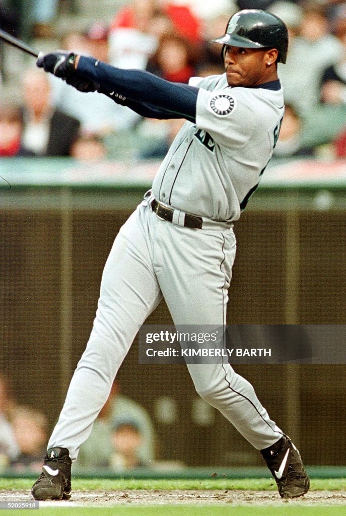 Seattle Mariners' center fielder Ken Griffey, Jr.