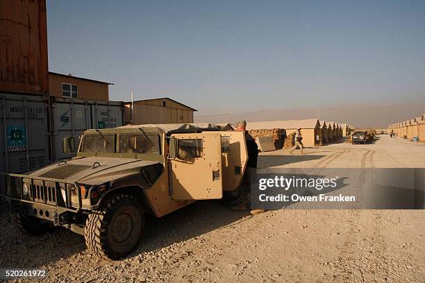 bagram base - afghanistan stock pictures, royalty-free photos & images