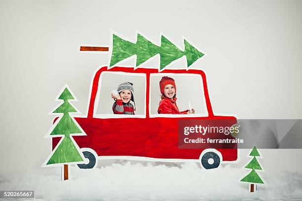 christmas tree lot - family car studio stock pictures, royalty-free photos & images