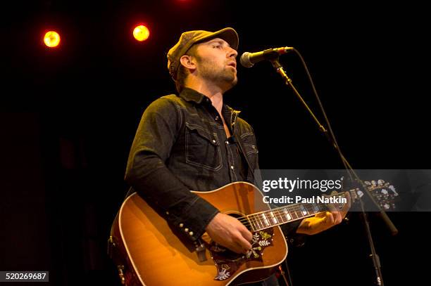 American musician Mat Kearney performs onstage at the First Midwest Bank Ampitheater, Tinley Park, Illinois, September 9, 2006.