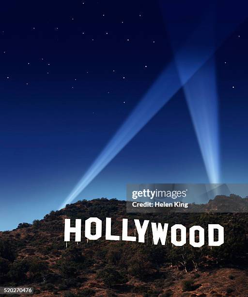 hollywood sign - hollywood sign at night fotografías e imágenes de stock