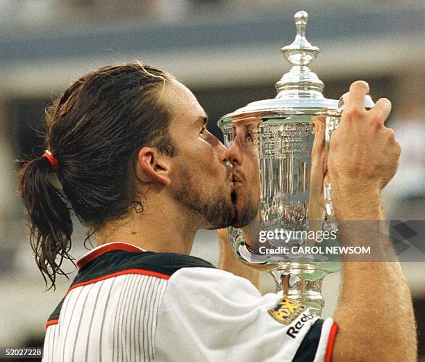 Patrick Rafter Arms Australian Patrick Rafter Photos and Premium High Res Pictures - Getty ...