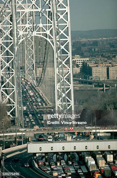 george washington bridge toll plaza - nj turnpike tolls stock pictures, royalty-free photos & images