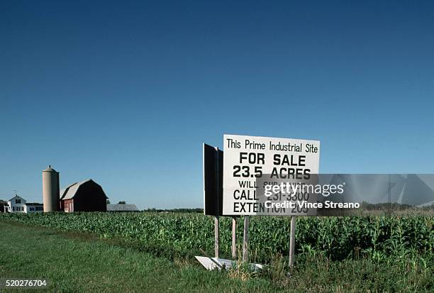 farm for sale near oshkosh - oshkosh wisconsin stock pictures, royalty-free photos & images