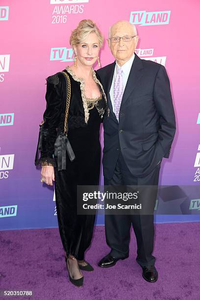 Television writer Norman Lear and Lyn Lear attend 2016 TV Land Icon Awards at The Barker Hanger on April 10, 2016 in Santa Monica, California.