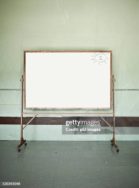 whiteboard - whiteboard visual aid stockfoto's en -beelden