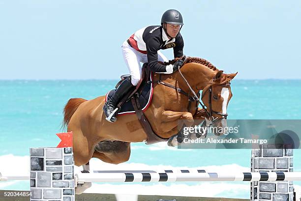 Kent Farrington is seen competing at the Global Champions League on April 10, 2016 in Miami Beach, Florida.