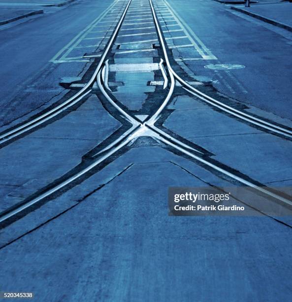 Two Train Tracks Merging Merging Railroad Tracks Photos and Premium High Res Pictures - Getty Images