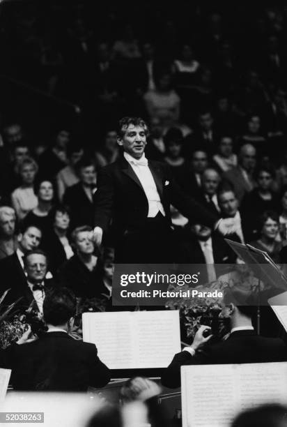 Bernstein Bernstein Leonard Photos and Premium High Res Pictures - Getty Images