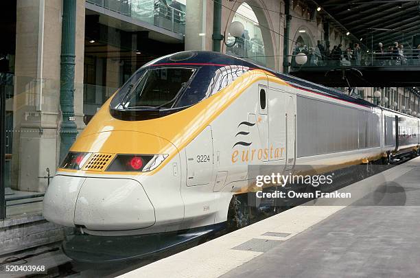 eurostar train at the gare du nord - eurostar stock pictures, royalty-free photos & images