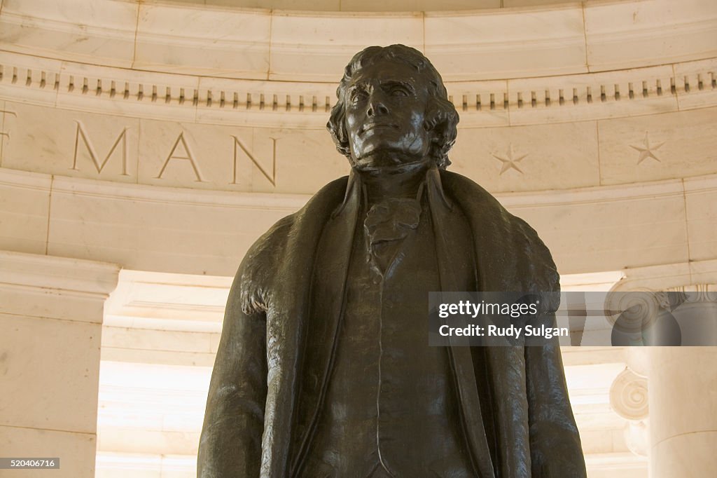 Thomas Jefferson by Rudolph Evans