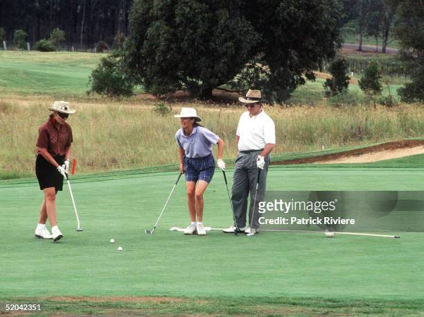 01 MARCH 1997 - JANE LUEDECKE AND HER HUSBAND, ALONG WITH KERRIE ANNE KENNERLEY AT THE OPENING OF THE CYPRESS LAKE RESORT IN THE HUNTER VALLEY,...