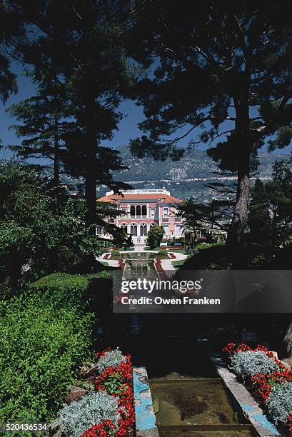 villa ephrussi de rothschild and gardens - villa ephrussi stock pictures, royalty-free photos & images