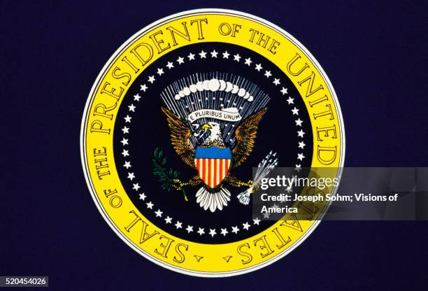 presidential seal of the united states - presidential seal stock-fotos und bilder