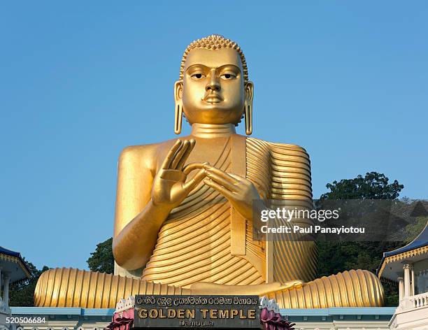 golden temple, dambulla, sri lanka - buddha sri lanka stock pictures, royalty-free photos & images