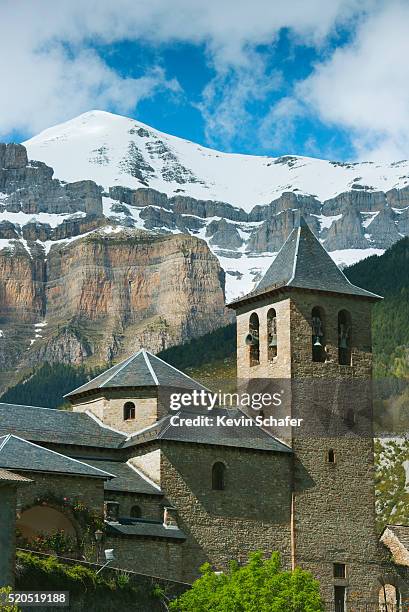 monte perdido national park in spain - provinz huesca stock-fotos und bilder