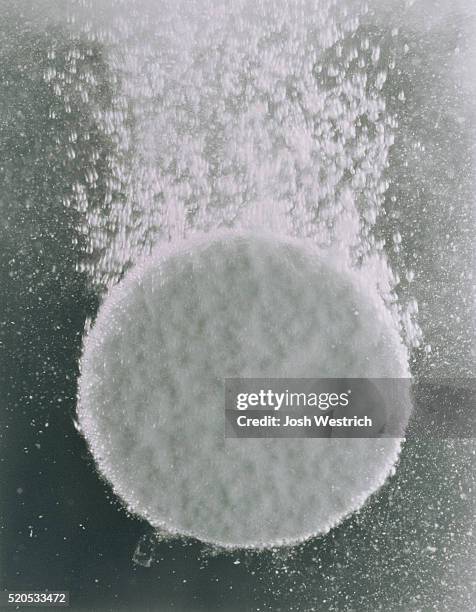 Dissolving Table Dissolving Tablet Photos and Premium High Res Pictures - Getty Images