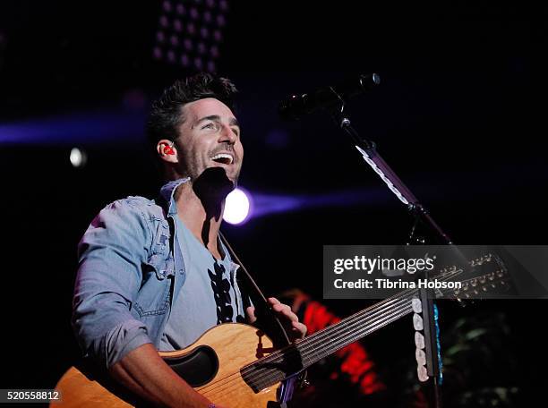 Jake Owen performs at Country Thunder Arizona 2016 at Country Thunder West on April 9, 2016 in Florence, Arizona.