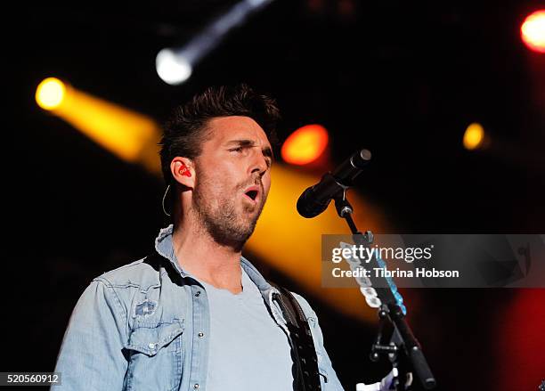 Jake Owen performs at Country Thunder Arizona 2016 at Country Thunder West on April 9, 2016 in Florence, Arizona.