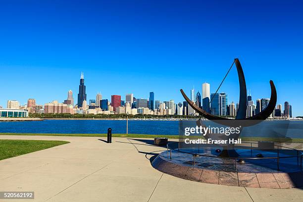 chicago cityscape - chicago sculpture stock pictures, royalty-free photos & images