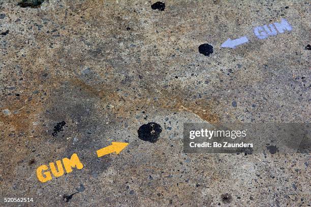 gum spots - garbage flecked stock pictures, royalty-free photos & images