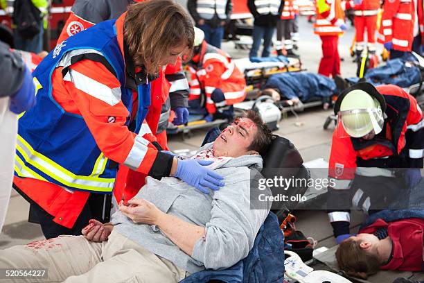 mass casualty drill – trial match - triage stock-fotos und bilder